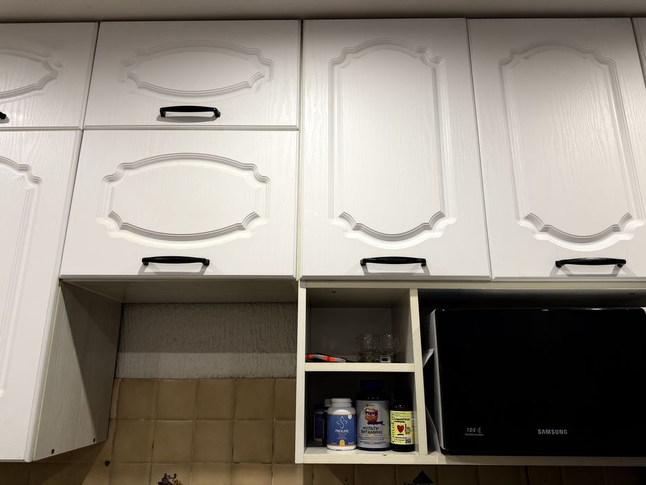 Кухонный гарнитур срочно продам!!!