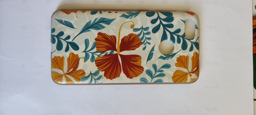 Продам чехолы на телефоны