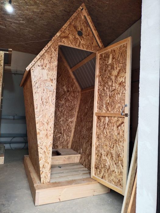 Продам уличный туалет