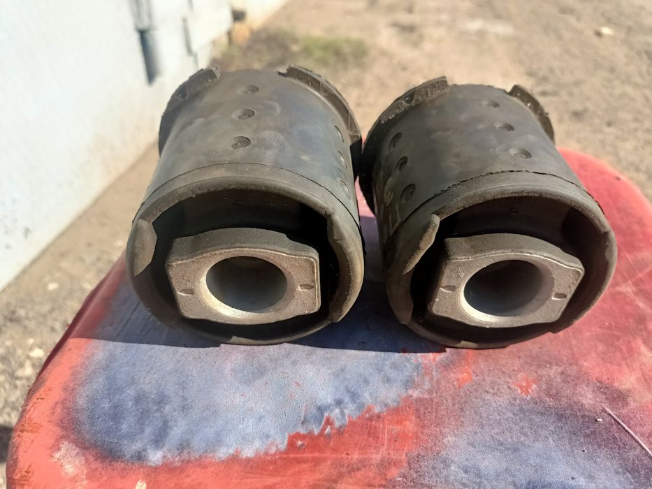 Продам сайлентблоки на БМВ е39