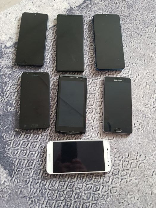 Lot 7 telefoane perfect functionale
