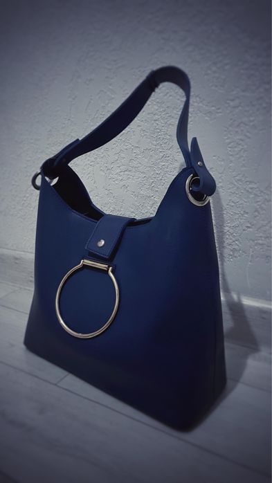 Продам сумку пишите