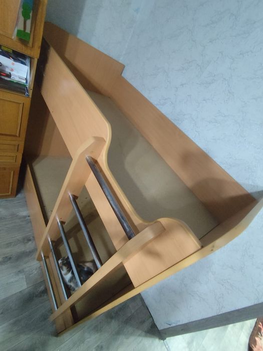 Кровать 2х ярусная