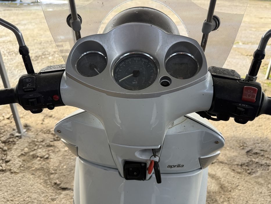 Aprilia scarabeo 400i