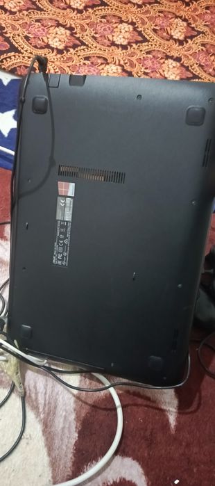 Assalom alekum noutbuk sotiladi tezda