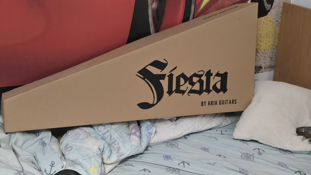 Vand chitara acustica