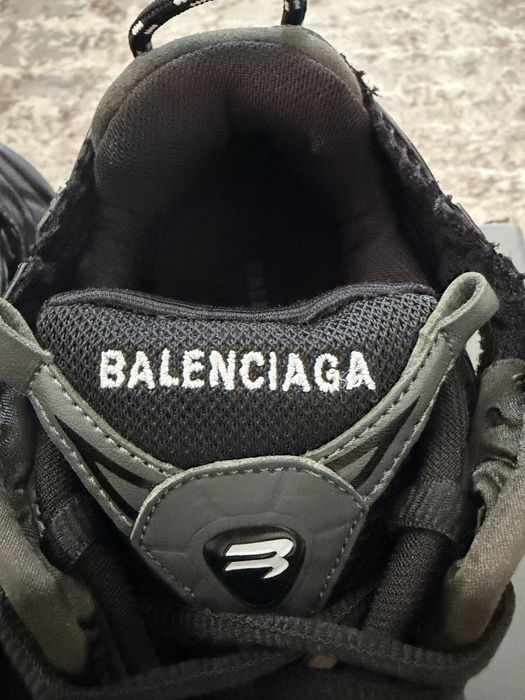 balenciaga runners