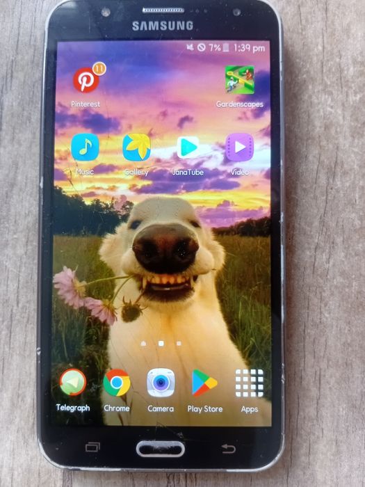 Samsung Galaxy J7 / Telefon