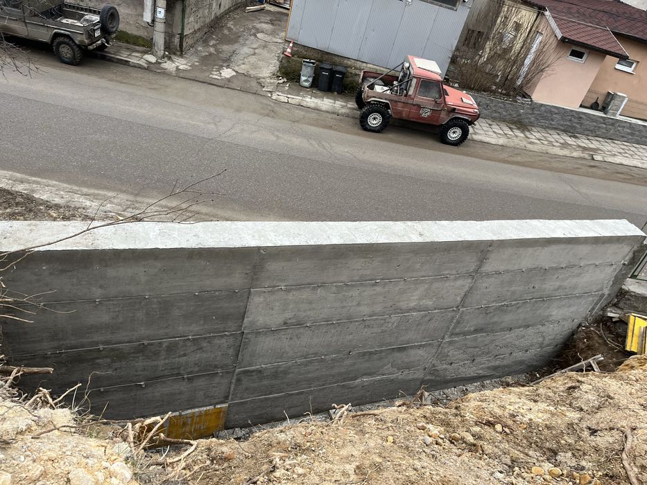 Строителство на къщи- груб строеж- бетонови съоръжения- подпорни стени