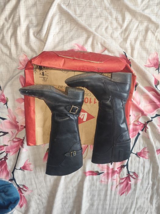 Подарявам дамски ботуши