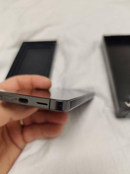 Telefon mobil Samsung Galaxy S24, Dual SIM, 8GB RAM, 128GB, 5G, Onyx Black
