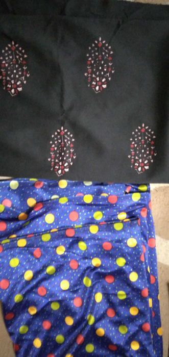 Отрезы тканей разные