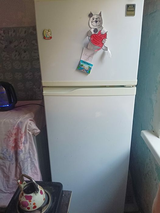 Продаётся холодильник. Продаю