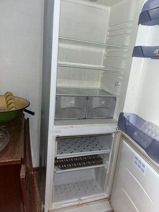 Холодильник марки Бирбса