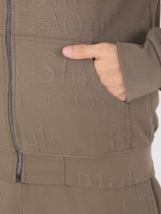 Erkaklar uchun bahor va kuz mavsumlarida kiyishga moljallangan