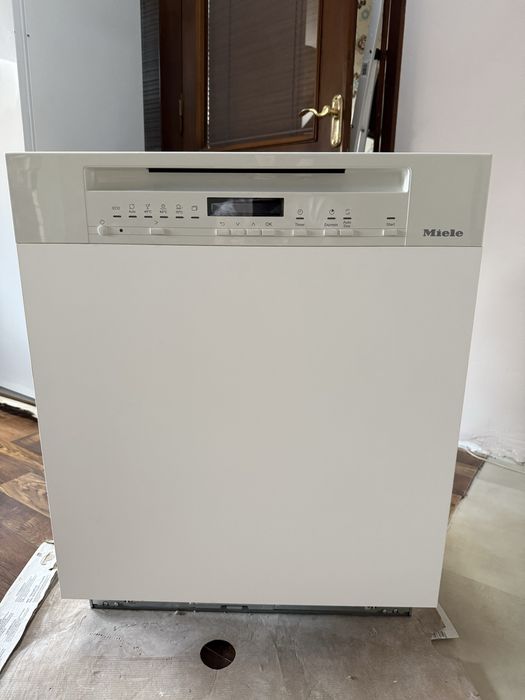 Miele G 7110 SCi съдомиялна с видим панел, 60см