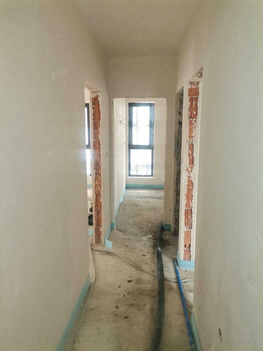 Продава се Тристаен апартамент в Пловдив, Мараша - 85 кв.м за 1918 €/кв.м - Снимка #2