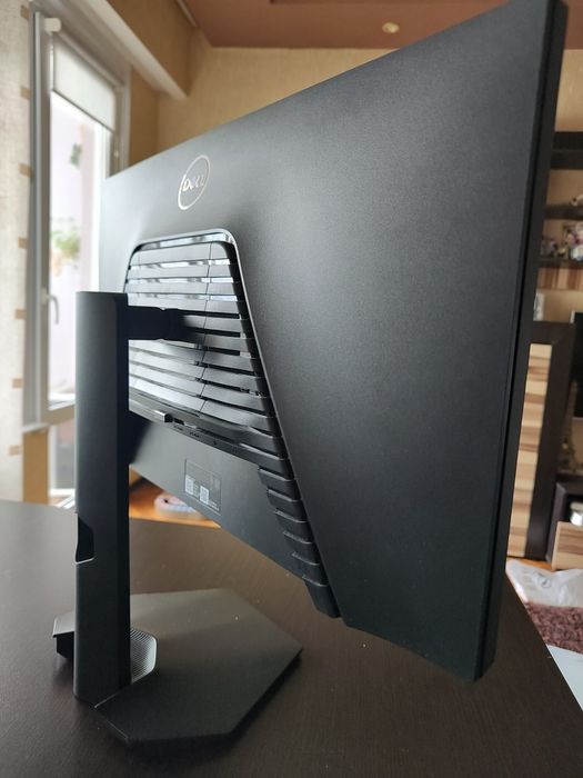 23.8 инча монитор Dell S2421HGF