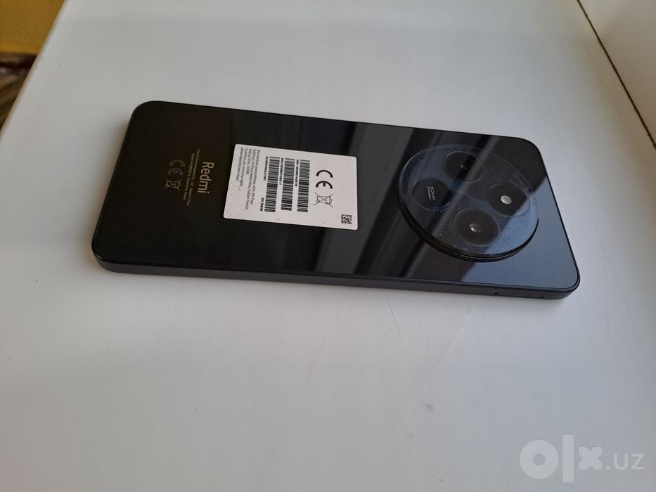Redmi 14 C operativ xotirasi 8 GB xotirasi 256Gb srochna sotiladi