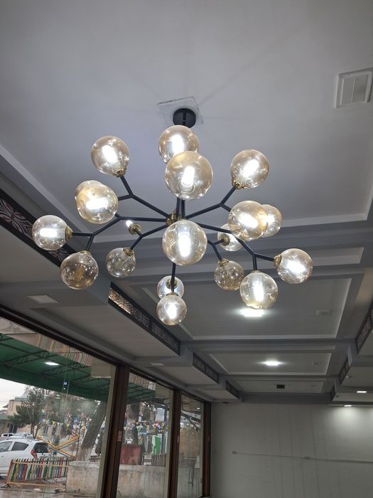 Люстра срочна сотилади