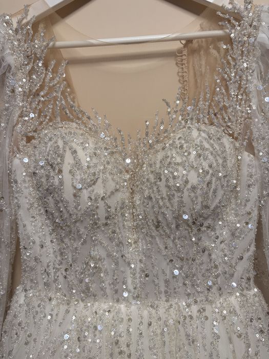Rochie mireasa marimea xs-s  model A line/printesa cu trena