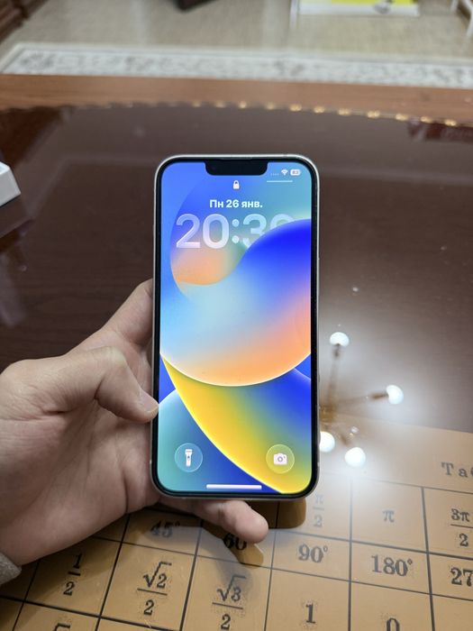 Продам Iphone 13 128gb
