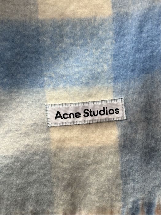 Fular acne studios