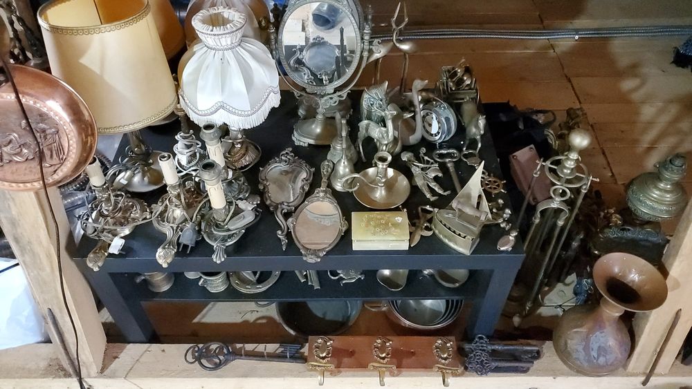 Lustra candelabru, aplice, obiecte decor vintage din bronz  masiv