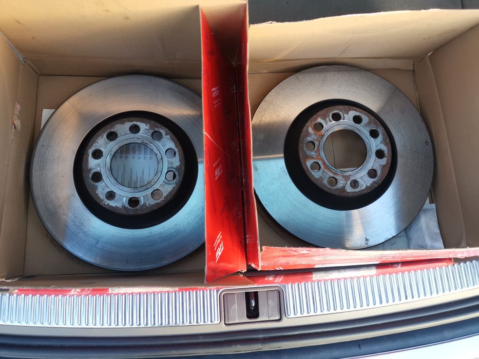 Спирачни дискове за Ауди А4 B6 Audi