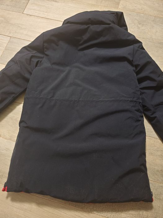 Vând geaca copii ,Reserved 2 fețe, impecabila