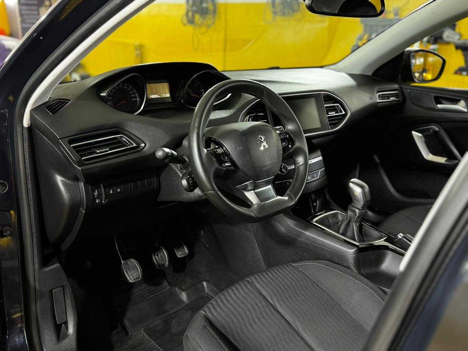 Peugeot 308 | 2018 | 1.6 D | Rate | BuyBack | GARANTIE !!! | Impecabil | UNIC PROPRIETAR | ACHIZITIONATA DIN REPREZENTANTA !!!