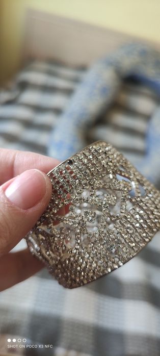 Подарю браслет со стразами