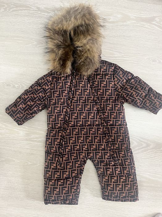 Теплый комбинезон на зиму