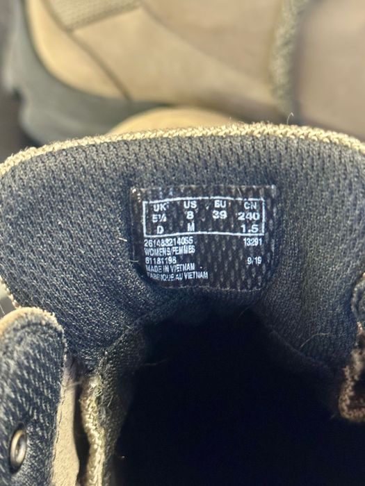 Туристически обувки CLARKS GORE TEX