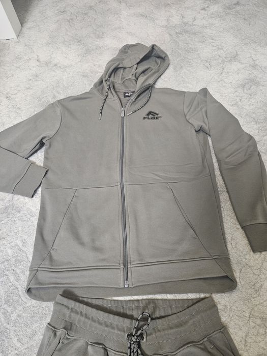 Мъжки екип Flair