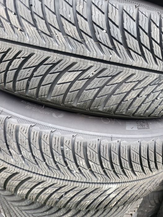 4 бр зимни 215/65/17 Michelin