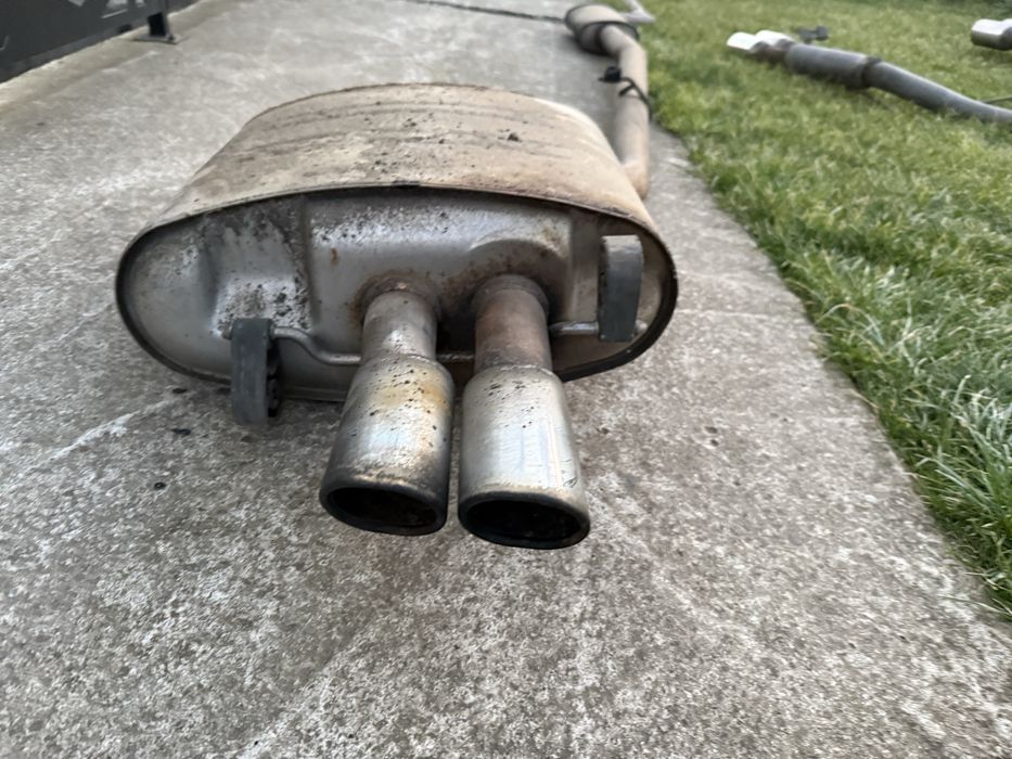 Крайно гърне BMW E60 E61