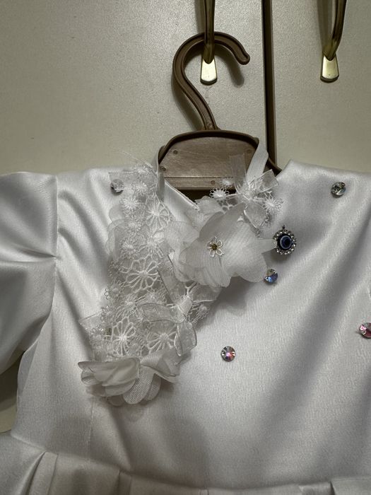 Нарядное платье для девочки