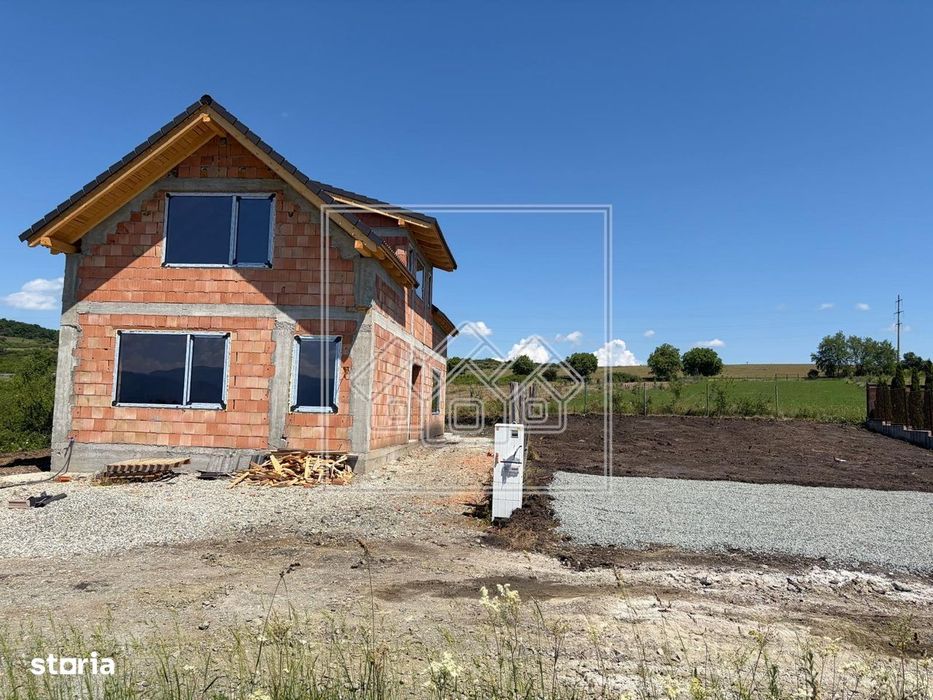 Casa individuala, cu 129 mp utili si teren de 328 mp