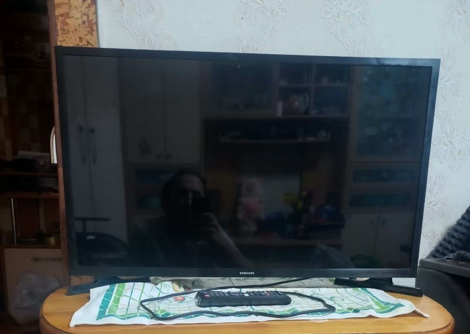 Продам новый телевизор