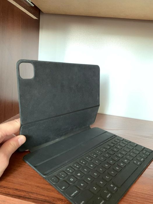 Apple Smart Keyboard Folio для iPad Pro 11" / Air 11"