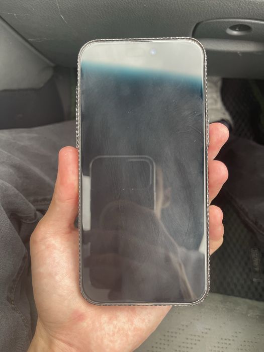 Iphone 15 pro max Srochna
