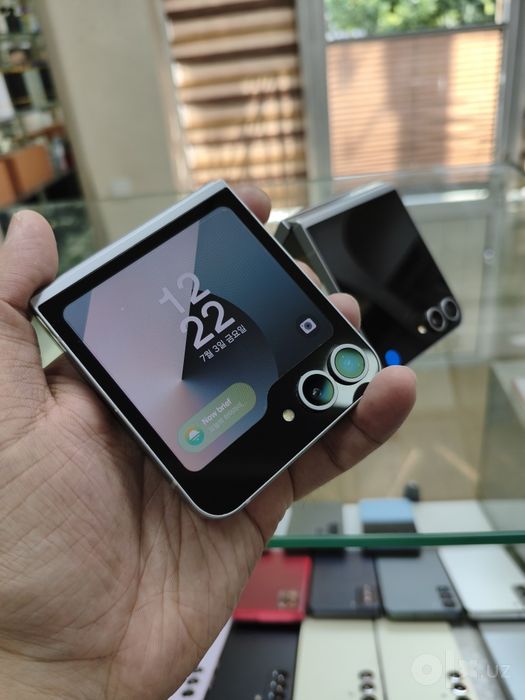 Samsung Flip 6 12/256GB