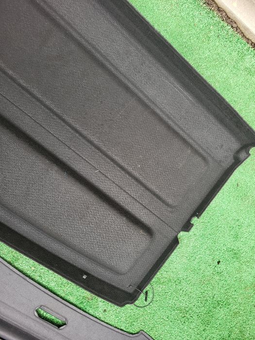 Polita, rulou  portbagaj  Dacia jogger si Duster