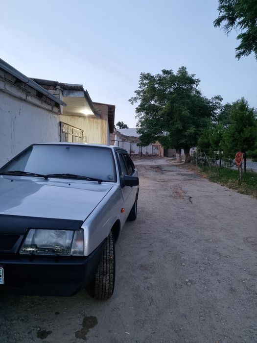 Vaz 21099.   Sotiladi