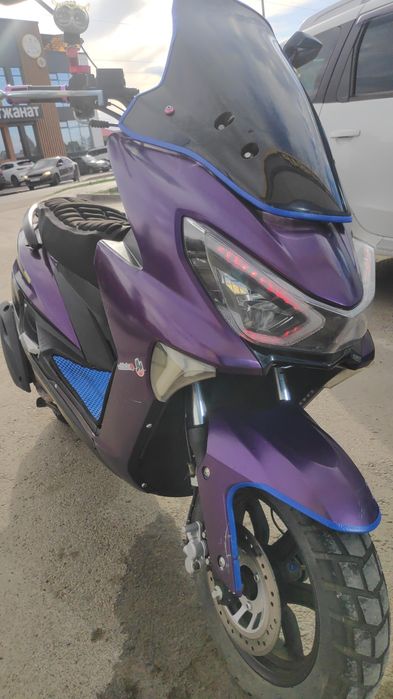 Продам мопед Maxi 165сс