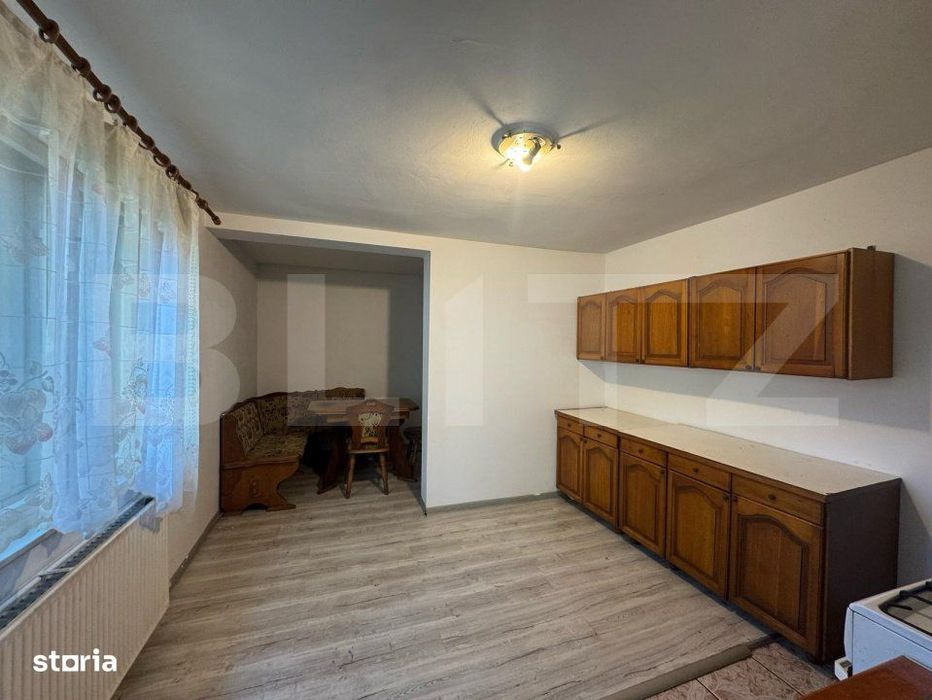 Casa de vanzare, cu 3 camere, 116 mp in Șoimus