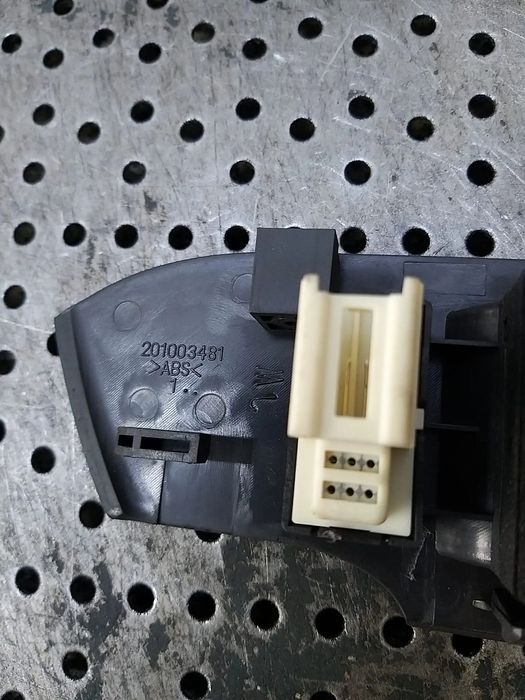 Bloc butoane geamuri electrice stanga fata chevrolet captiva c100 c140 201003481