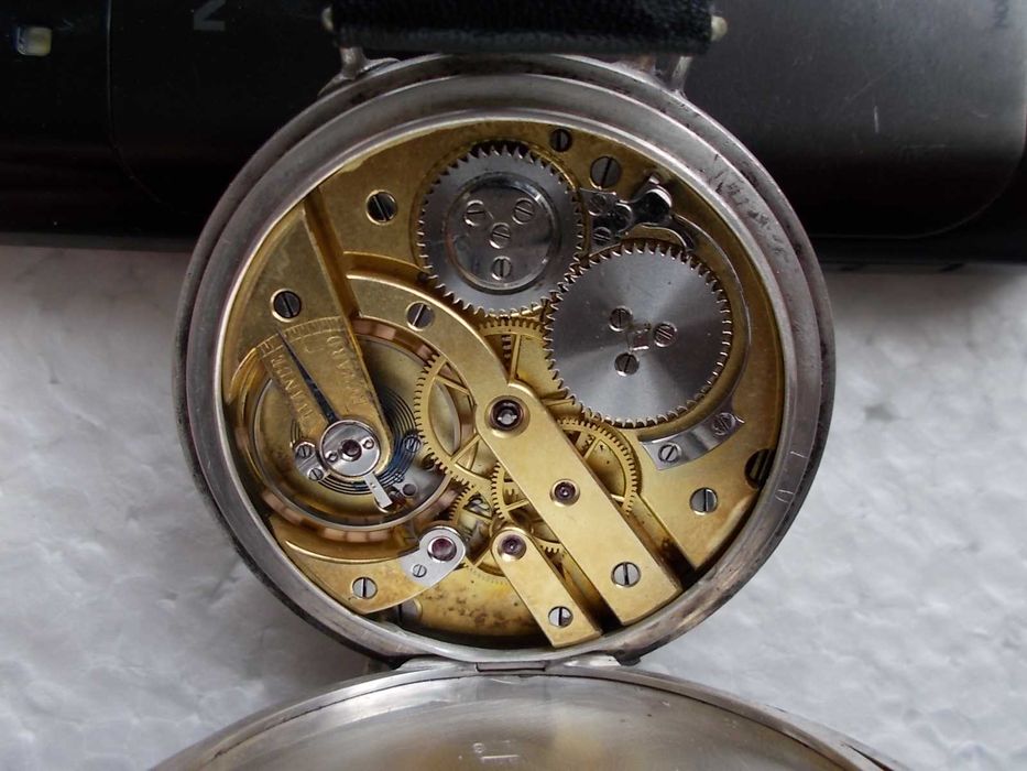 швейцарски ръчен часовник