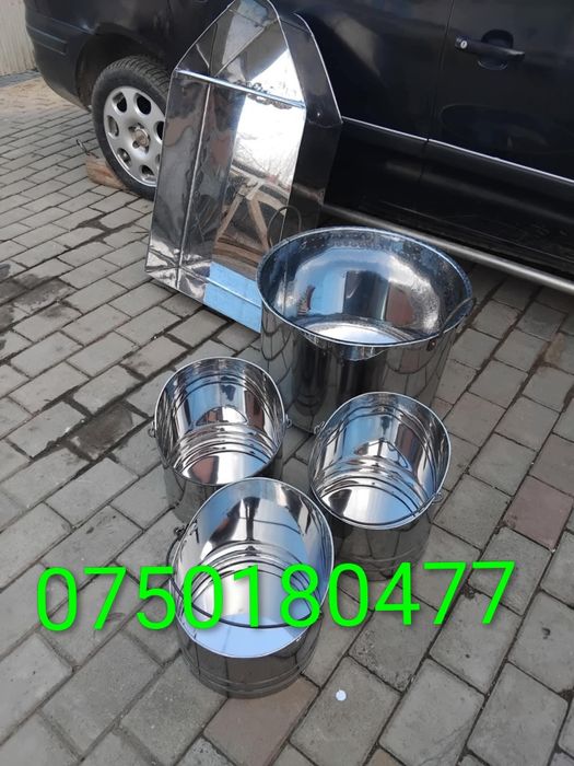 Vând crinte găleți de muls oi cazane de urdit din inox alimentar mai m